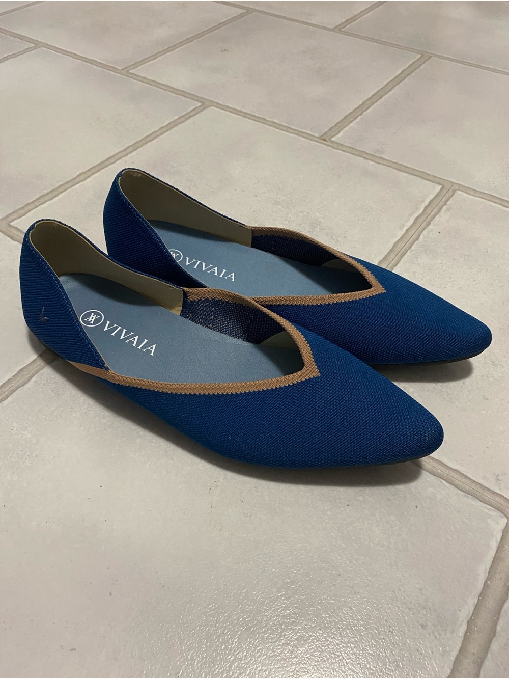 Women's Dark Teal/Navy Pointed Toe Flats with Tan Trim